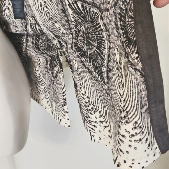 Chico’s Travelers Collection Foiled Peacock Jacket OO- 3/4 sleeve - Picture 10 of 12